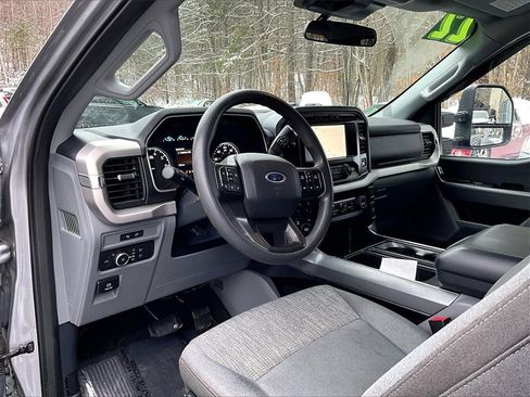 Used 2022 Ford F150 XLT w/ XTR Package image 8