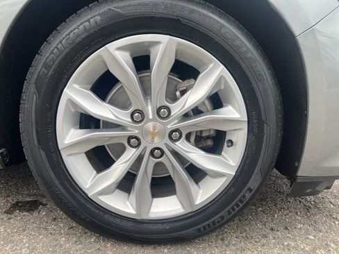 Used 2023 Chevrolet Malibu LT image 10