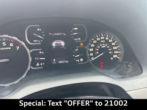 Used 2018 Toyota Tundra SR5 w/ SR5 Upgrade Package AWD/4WD image 6