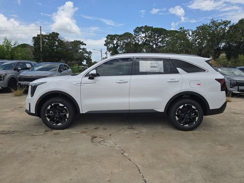 New 2026 Kia Sorento S AWD/4WD image 5