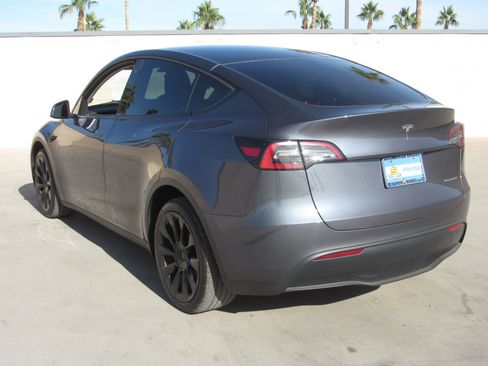 Used 2023 Tesla Model Y Long Range image 6