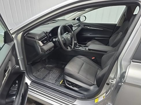 Used 2025 Toyota Camry LE w/ Convenience Package AWD/4WD image 28