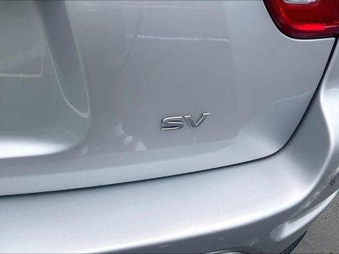 Used 2018 Nissan Pathfinder SV FWD image 8