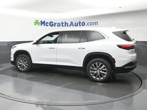 Used 2026 Buick Enclave Preferred AWD/4WD image 27