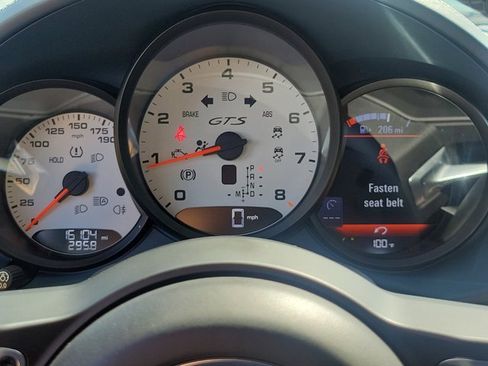 Used 2018 Porsche 718 Boxster GTS image 19