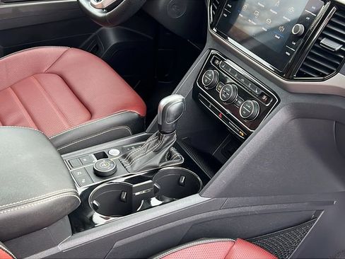 Certified 2023 Volkswagen Atlas Cross Sport SEL Premium R-Line image 13