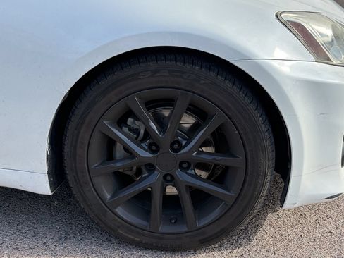 Used 2011 Lexus IS 250 w/ Premium Pkg Value Edition RWD image 7