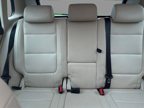 Used 2011 Volkswagen Tiguan SE AWD/4WD image 17