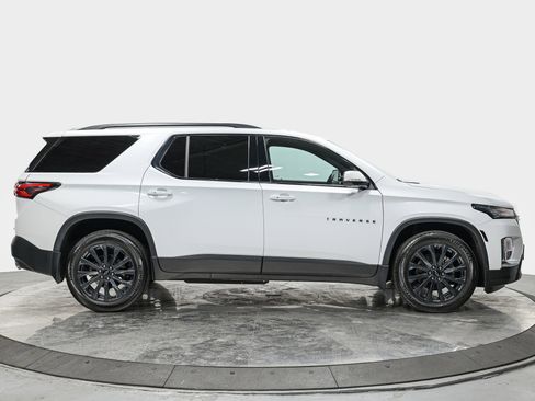 Used 2023 Chevrolet Traverse RS w/ LPO, Floor Liner Package image 8