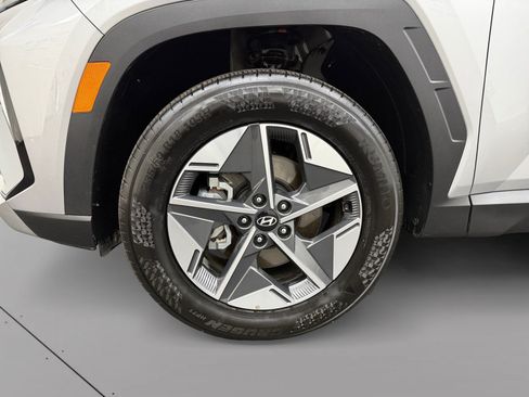 Certified 2025 Hyundai Tucson SEL AWD/4WD image 14