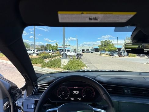 Used 2023 Audi e-tron Prestige w/ Prestige Package AWD/4WD image 13