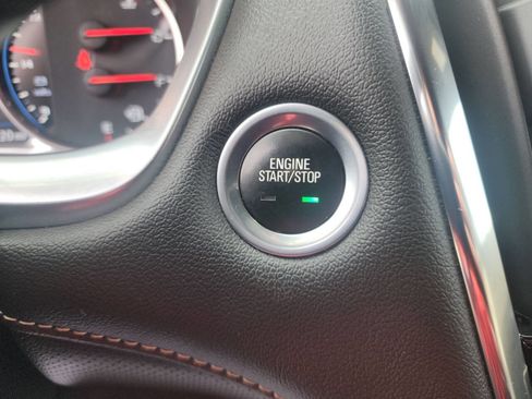 Used 2022 Chevrolet Traverse Premier AWD/4WD image 29