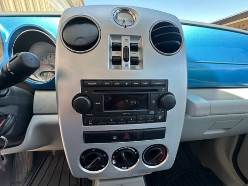 Used 2008 Chrysler PT Cruiser FWD image 11