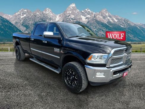 Used 2016 RAM 3500 Laramie w/ Cold Weather Group AWD/4WD image 3