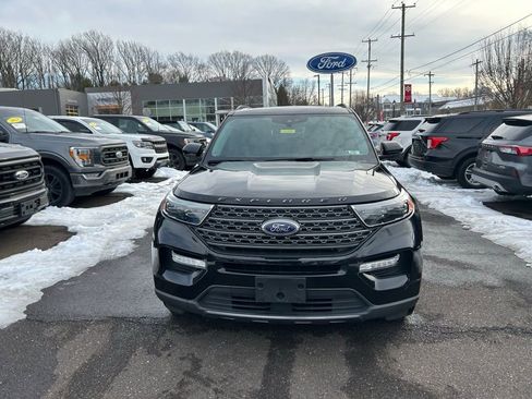 Certified 2022 Ford Explorer XLT w/ Equipment Group 202A image 2