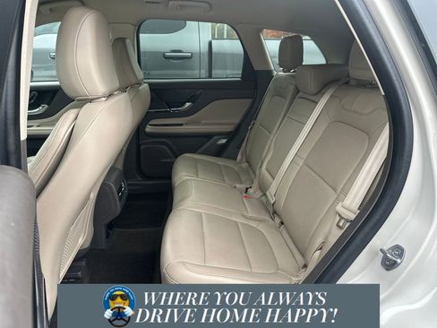 Certified 2023 Lincoln Corsair FWD w/ Equipment Group 101A image 25