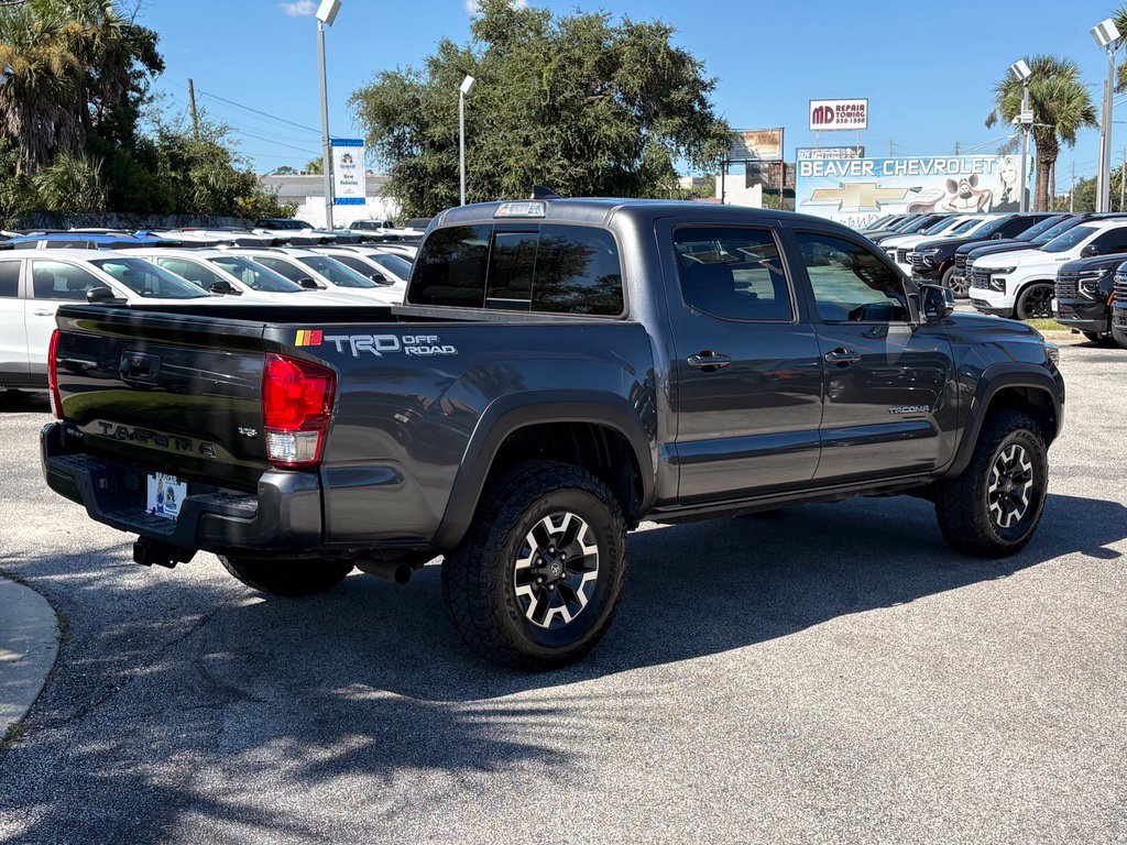 Used 2017 Toyota Tacoma TRD Off-Road RWD image 7