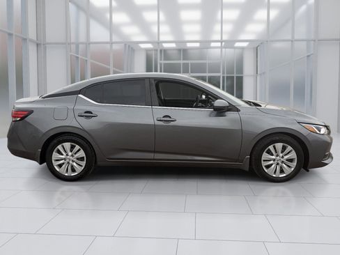 Certified 2023 Nissan Sentra S FWD image 7