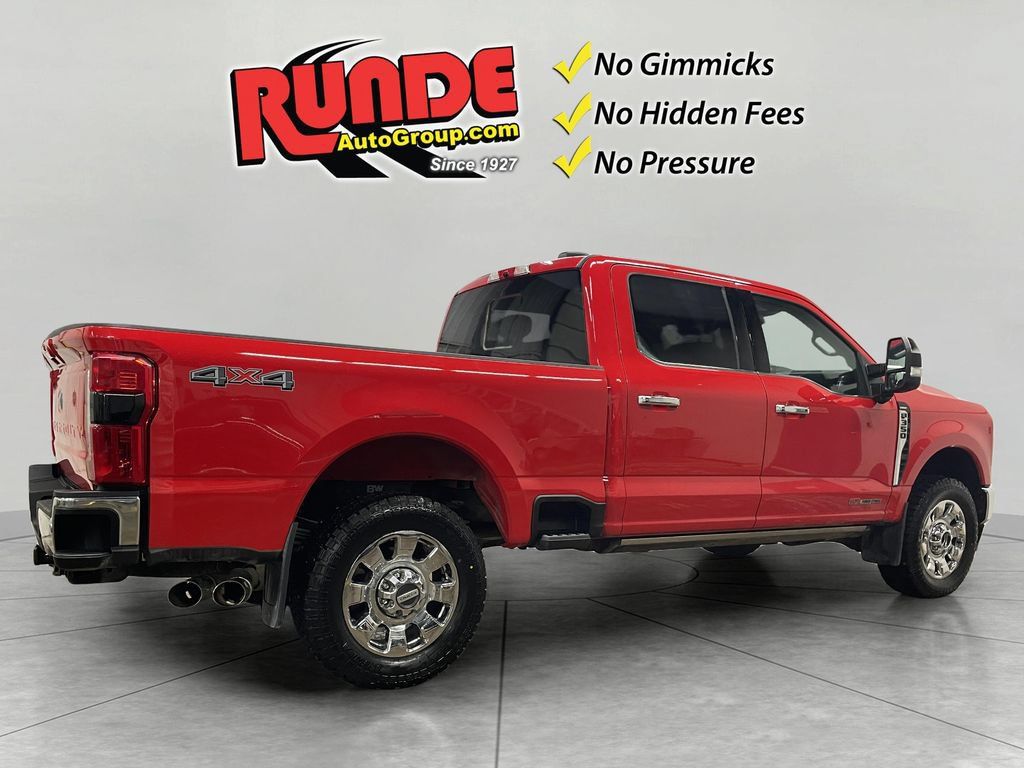 Used 2023 Ford F350 Lariat w/ Lariat Ultimate Package AWD/4WD image 4