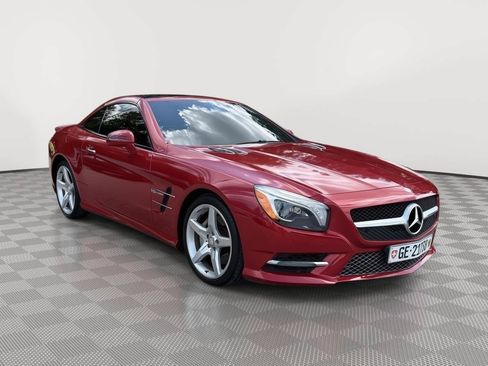 Used 2013 Mercedes-Benz SL 550 image 8