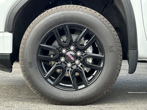 Used 2026 GMC Sierra 1500 Pro w/ Graphite Edition image 35