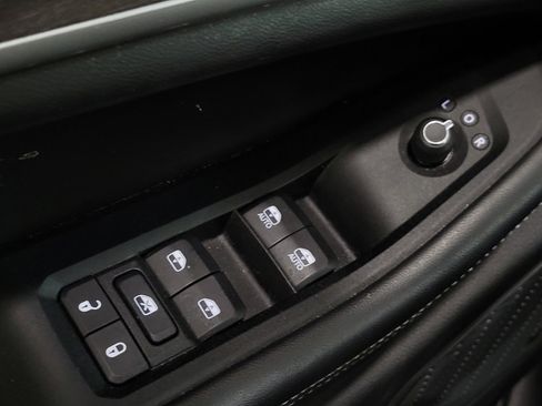 Used 2022 Jeep Grand Cherokee Limited 4xe w/ Luxury Tech Group II image 27