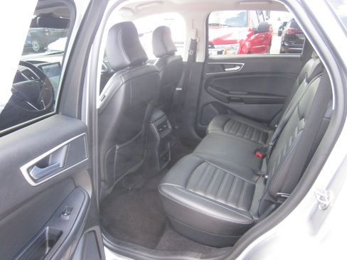 Used 2024 Ford Edge SEL AWD/4WD image 10