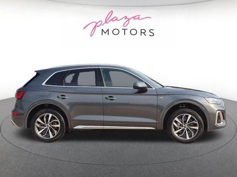 Used 2023 Audi Q5 2.0T Premium w/ Convenience Package AWD/4WD image 4