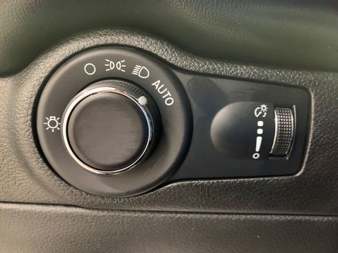 Used 2024 Dodge Durango GT w/ Blacktop Package image 14