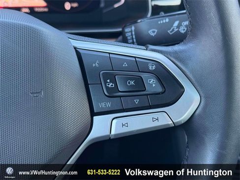 Certified 2025 Volkswagen Jetta SEL image 24