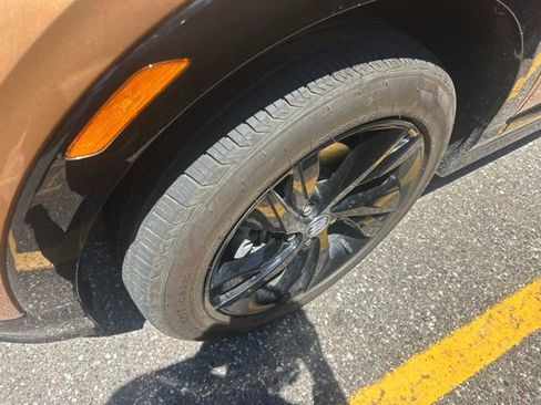 Used 2024 Buick Encore GX Sport Touring AWD/4WD image 7