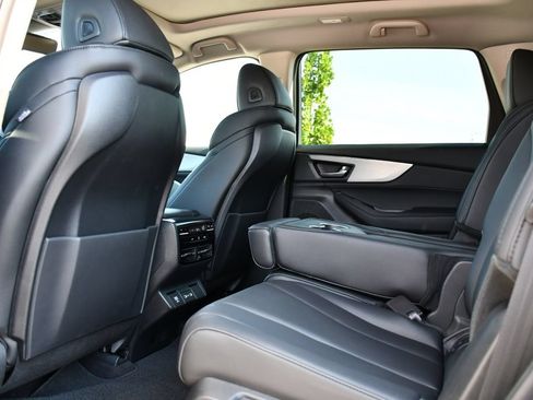 Certified 2024 Acura MDX FWD image 19