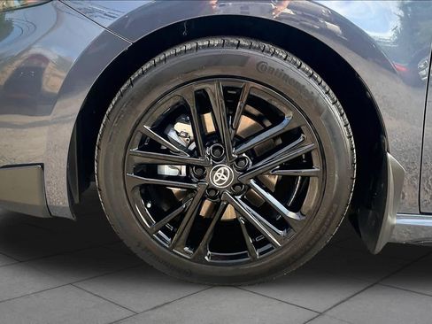 Used 2026 Toyota Camry SE w/ Convenience Package FWD image 11