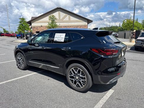 New 2025 Chevrolet Blazer Premier w/ Driver Confidence II Package FWD image 7