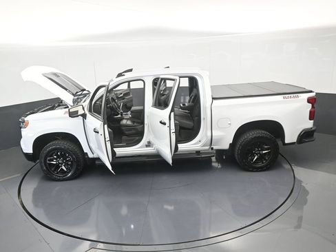 Used 2024 Chevrolet Silverado 1500 LT Trail Boss w/ LT Trail Boss Premium Package image 76