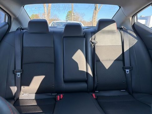 Used 2024 Nissan Altima 2.5 SR image 32