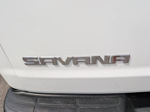 Used 2024 GMC Savana 2500 w/ Driver Convenience Package RWD image 28
