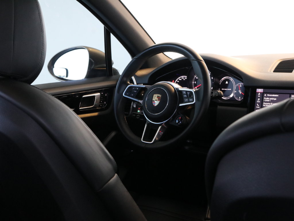 Used 2019 Porsche Cayenne S AWD/4WD image 42
