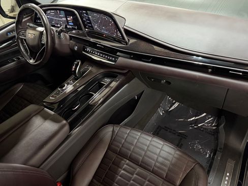 Certified 2023 Cadillac Escalade ESV Sport Platinum w/ LPO, ONYX Package AWD/4WD image 56