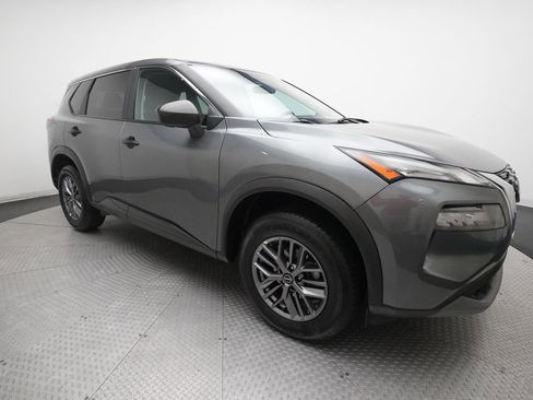 Used 2023 Nissan Rogue S AWD/4WD image 35