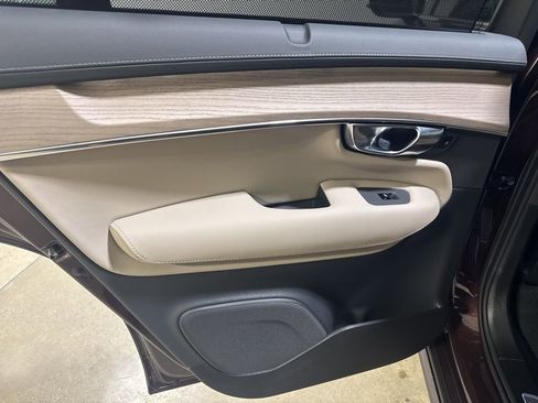 New 2026 Volvo XC90 T8 Ultra w/ Protection Package Premier AWD/4WD image 20