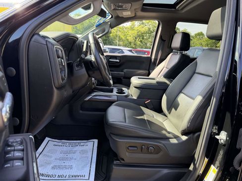 Used 2022 Chevrolet Silverado 1500 LTZ w/ LTZ Convenience Package II AWD/4WD image 10