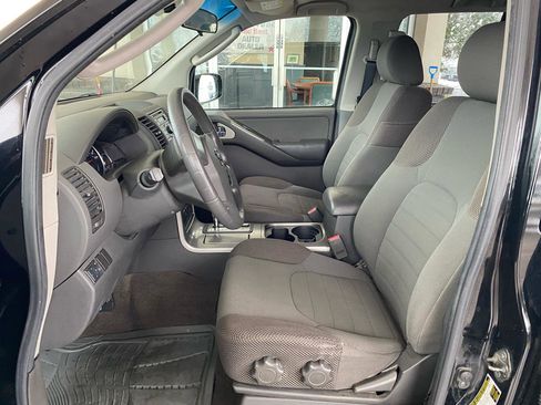 Used 2009 Nissan Pathfinder S RWD image 10