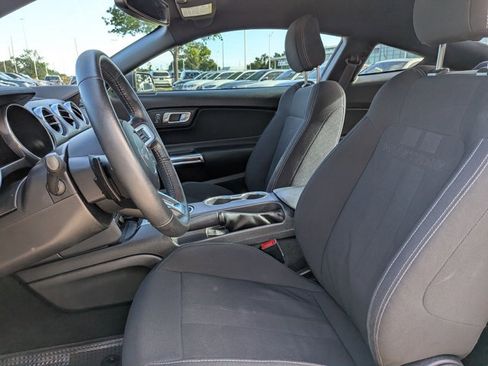 Used 2020 Ford Mustang Coupe RWD image 11