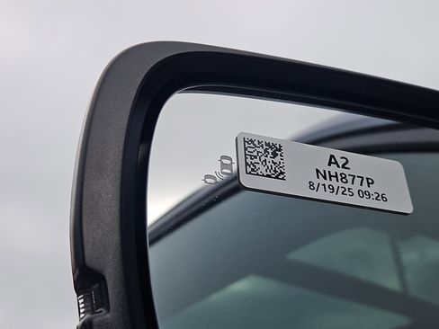 New 2025 Honda Pilot Touring image 5