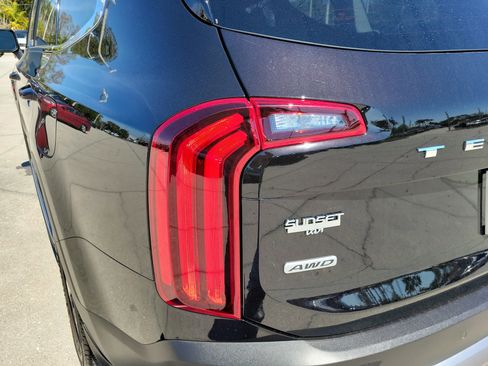 Certified 2021 Kia Telluride EX w/ EX Premium Package image 10