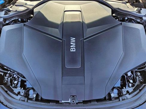 New 2026 BMW i7 xDrive60 image 17