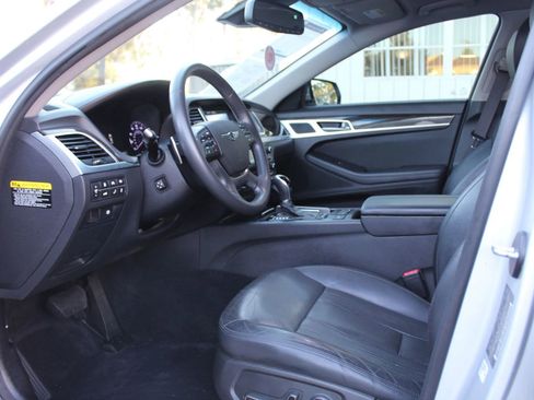 Used 2017 Genesis G80 3.8 w/ Option Group 02 image 11