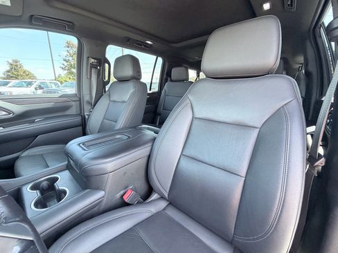 Used 2022 Chevrolet Suburban Z71 AWD/4WD image 23