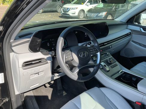 Used 2024 Hyundai Palisade SEL FWD image 5